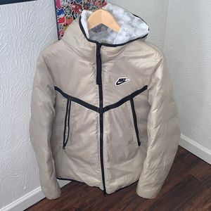 Mens Nike puffer jacket